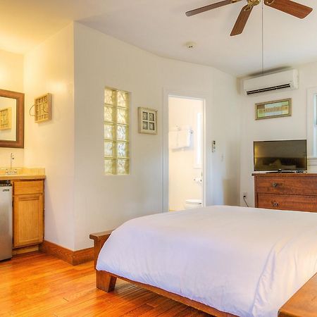 Key West Harbor Inn - Adults Only Екстер'єр фото